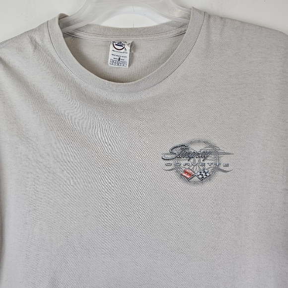 Corvette Stingray Shirt Mens Large Beige Short Sleeve Hot Rod Classic Car Chevy - Picture 3 of 9